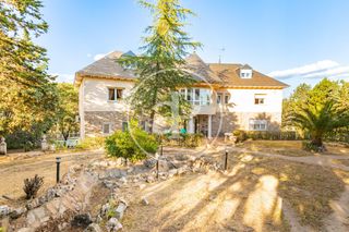 Casa in Molino de la Hoz. Casa  independiente en venta en molino de la hoz