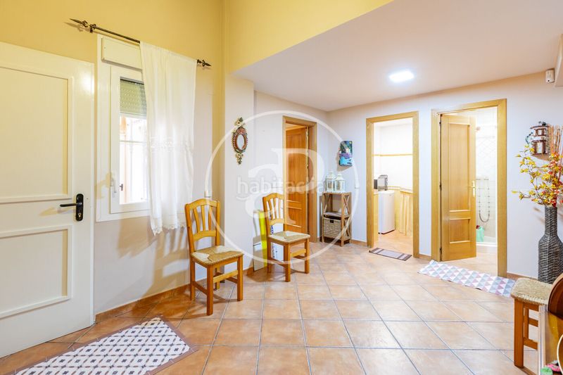 Foto ef938853-82eb-4c30-863f-f0208de6049f. Casa adossada amb calefacció aparcament a Salvador Madrid
