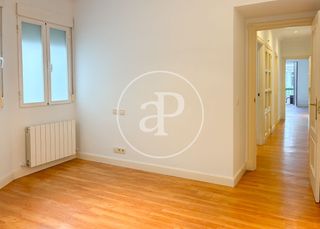 Flat in Calle de Castelló