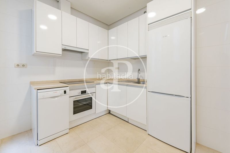 Foto 4cbd9465-3ea3-4359-8a91-03cd3f2b1f66. Alquiler piso  en alquiler en calle argensola en Madrid