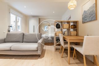 Flat  C. de pedro teixeira. Estudio en venta en la castellana