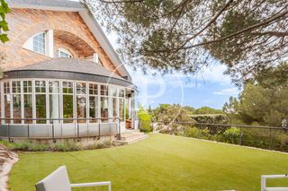Maison à Hoyo de Manzanares. Casa en venta en la berzosa