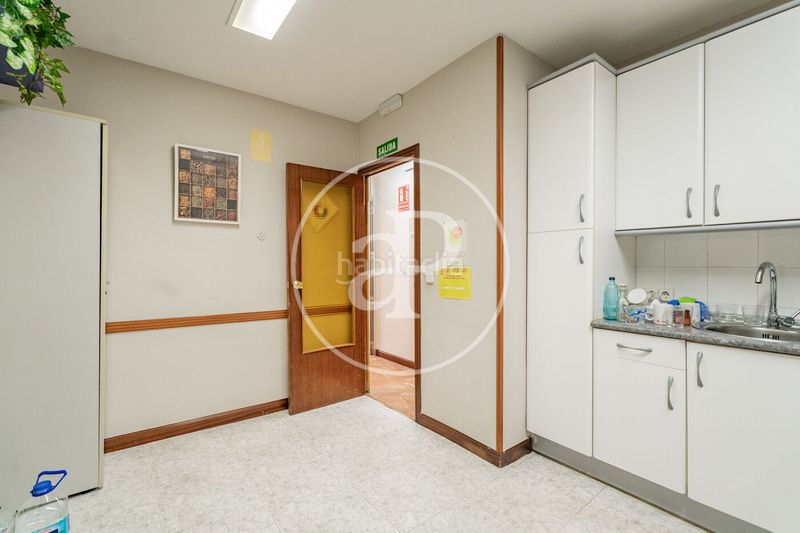 Foto 5f04dd7b-55b1-4d82-8813-ba99de979044. Casa amb calefacció a Canillas Madrid