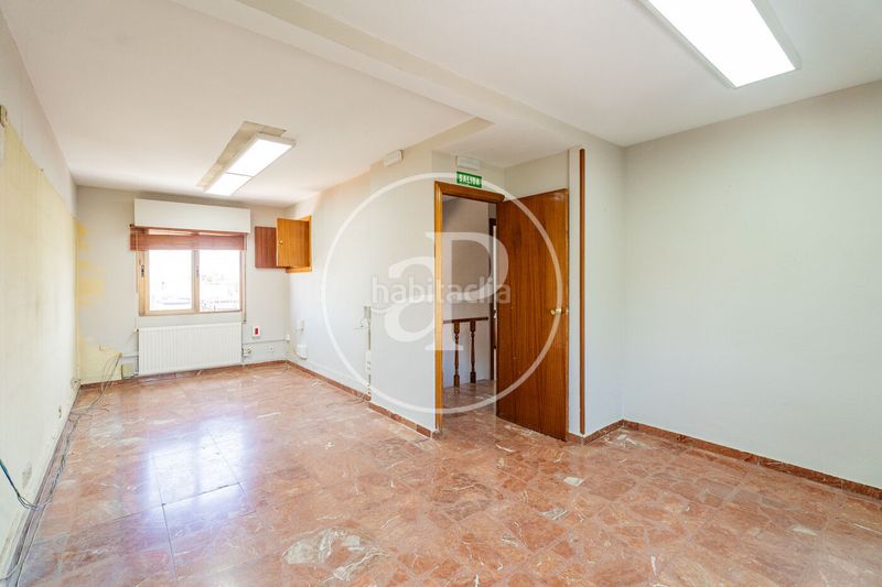 Foto a2d0b1c8-b453-474c-a50a-609bc058d0be. Casa amb calefacció a Canillas Madrid