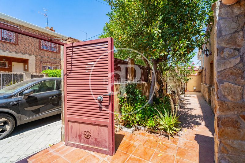 Foto ffcbc0cb-6727-4cb6-b083-1bc544214da1. Casa amb calefacció a Canillas Madrid