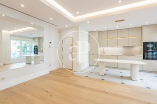 Pis  C/ de ponzano. Piso en venta en ponzano