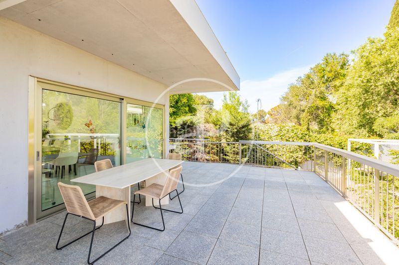 Foto 1e6e5a0c-e033-4865-b1cc-a2b23b052bfc. Casa amb calefacció aparcament piscina a Valdemarín Madrid