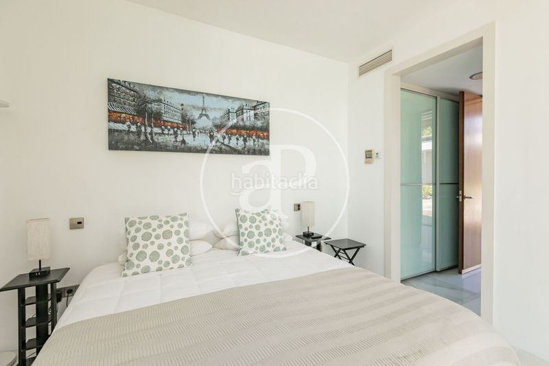 Foto 6ed44d56-0218-48fb-8d7d-b9fe7100d8c8. Casa amb calefacció aparcament piscina a Valdemarín Madrid