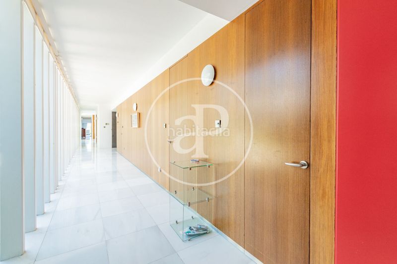 Foto e3aa008f-c0b6-400f-a203-8b129699b3f0. Casa amb calefacció aparcament piscina a Valdemarín Madrid