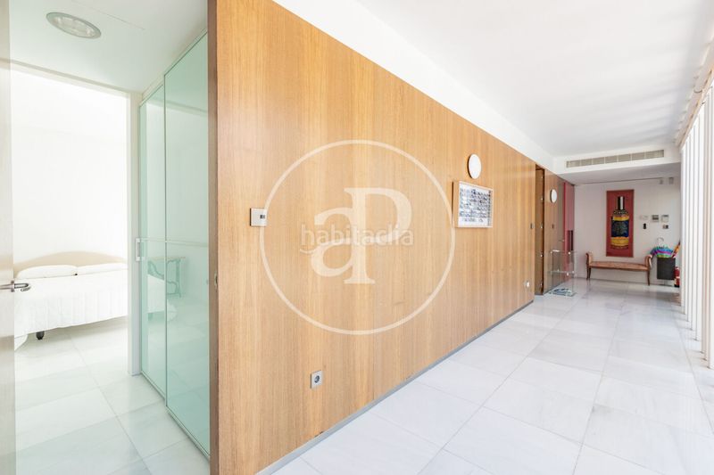 Foto e813375e-3111-4a62-aff1-782d36ed38d2. Casa amb calefacció aparcament piscina a Valdemarín Madrid
