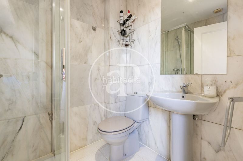 Foto 50f6cb3e-dbec-432a-ad91-3677ba65fa14. Casa adossada amb calefacció aparcament piscina a Madrid