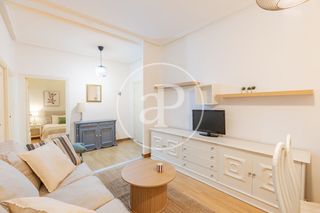 Miete Etagenwohnung  C. de isaac peral. Piso en alquiler en chamberi