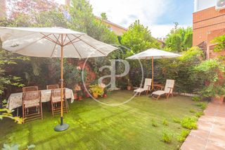Casa adossada a Aravaca. Chalet adosado en venta en aravaca