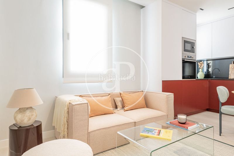 Foto f3015d0a-14b9-46e3-bd84-e756a5eabeec. Àtic amb calefacció a Ibiza Madrid