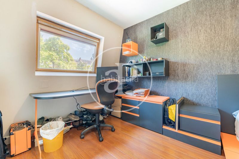 Foto a1a72aac-1e3c-4809-b0e4-cec72cbc5fc6. Casa adossada amb calefacció aparcament piscina a La Moraleja