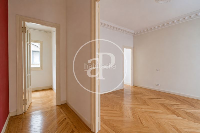 Foto a1b92591-3eac-44a3-8eff-961aa805797a. Pis a Recoletos Madrid