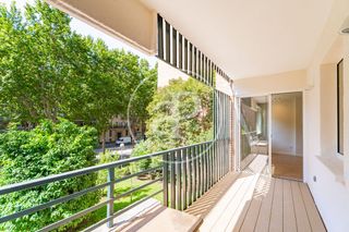 Flat  Paseo de la r. cristina. Piso en venta en pº de la reina cristina