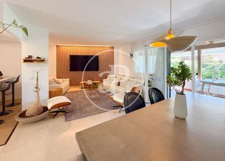 Maison jumelée  Av. emilio arrieta. Chalet en venta en club de campo