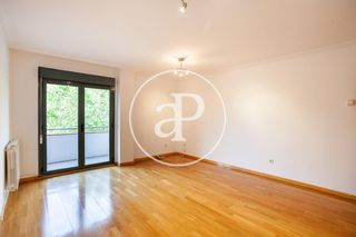 Miete Etagenwohnung  Picasso. Piso en alquiler en calle picasso.