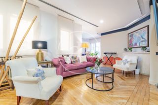 Pis a Almagro. Piso en venta en calle santa engracia