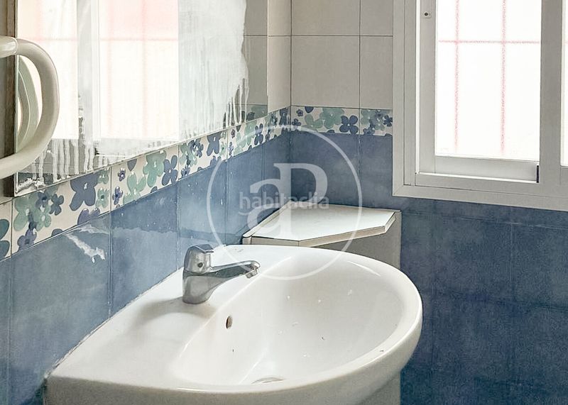 Foto afba2483-0a1f-4d4f-b12c-4703175db974. Pis a Almenara-Ventilla Madrid