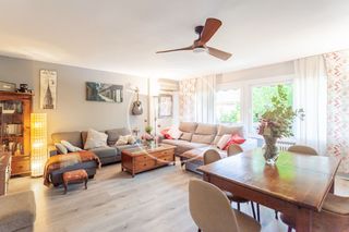 Casa adossada a Estación. Adosado en venta en pozuelo