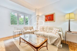 Miete Etagenwohnung  Av. de américa. Piso en alquiler en avenida de america