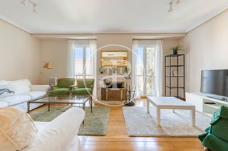 Rent Flat  C/ de villalar. Piso en alquiler en recoletos