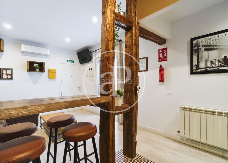 Foto c91b0b78-c0a0-4c82-b30b-5c9d61c9b8e8. Pis amb calefacció a Embajadores-Lavapiés Madrid