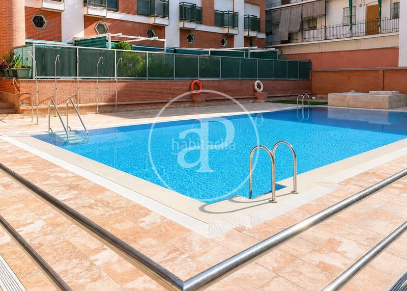 Foto d2b358ee-60d2-43bd-a69f-b8e4c4094667. Pis amb calefacció aparcament piscina a Delicias Madrid