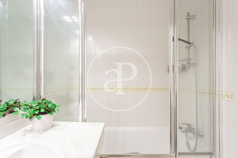 Foto b2d2efcd-a649-4c8b-b958-d6b12c913b90. Dúplex amb calefacció aparcament piscina a Canillas Madrid