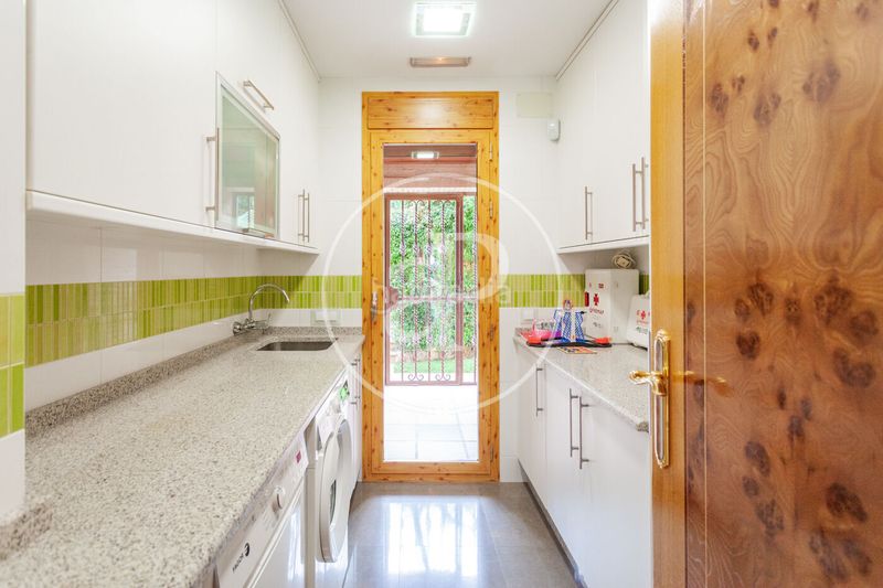 Foto 4799bff0-4b72-408b-95c9-03bdaed6c67a. Casa villa en venta en El Bosque Villaviciosa de Odón