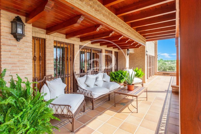 Foto 72974a6e-931d-4e36-a44e-b615388e0fd3. Casa villa en venta en El Bosque Villaviciosa de Odón