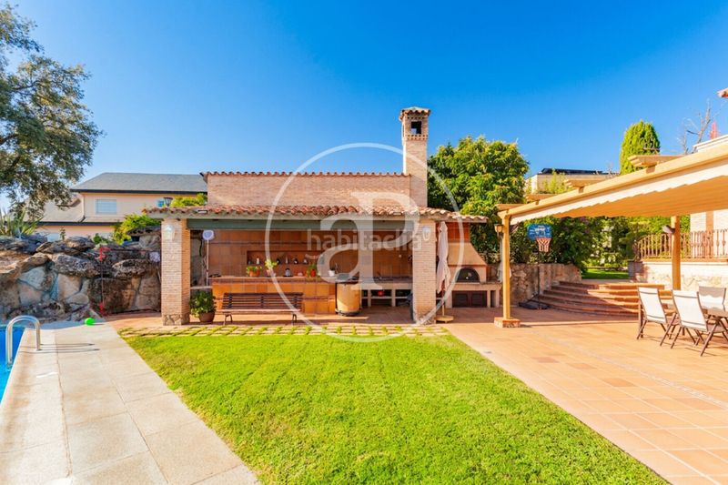Foto 836d38ba-4946-401d-ac3a-83f2757cc992. Casa villa en venta en El Bosque Villaviciosa de Odón