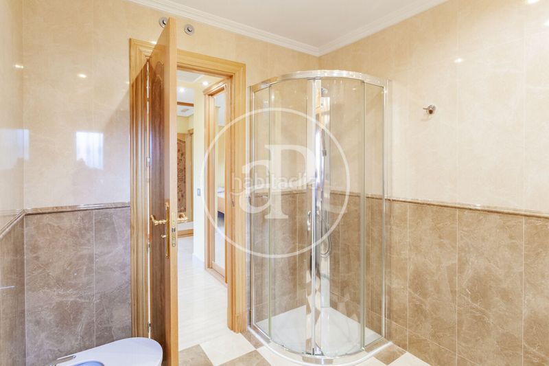 Foto fd0f900a-fe7e-44e2-afed-805723417395. Casa villa en venta en El Bosque Villaviciosa de Odón