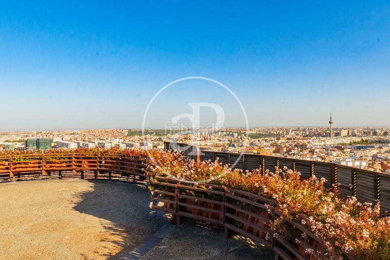 Foto 433b0254-dab4-405a-ad0f-92df9e5e7d1a. Pis amb calefacció piscina a Prosperidad Madrid