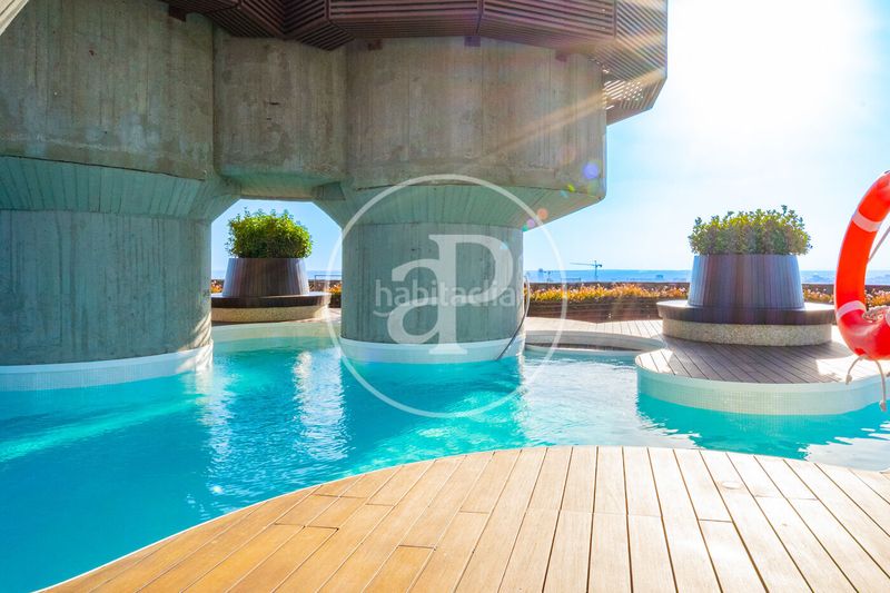 Foto b28ebbb5-8e5b-4eaa-b33c-93c433dbe416. Pis amb calefacció piscina a Prosperidad Madrid