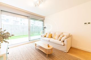 Rent Flat  C. de carmen cobeña. Piso en alquiler en carmen cobeña.