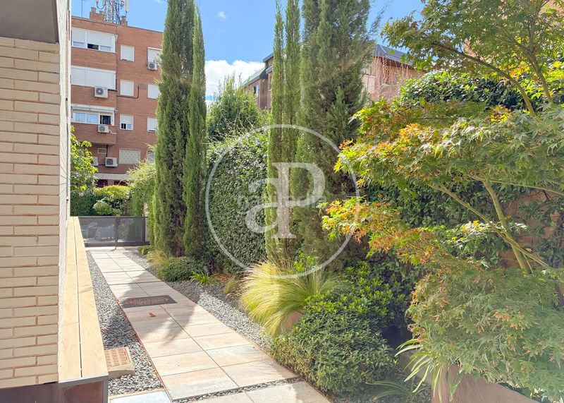 Foto b8fb0128-9250-4678-a4a9-4d7b78d71cb2. Rent flat with heating parking pool in Concepción Madrid