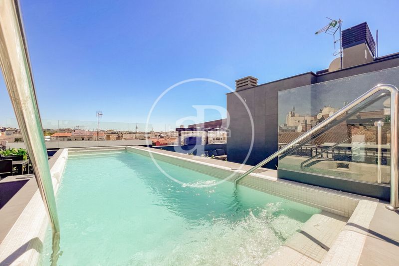 Foto 7c4f6027-2710-4140-b525-f767d75d44c4. Pis amb calefacció aparcament piscina a Almagro Madrid