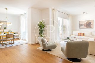 Etagenwohnung  Calle de nicasio gallego. Piso en venta en calle nicasio gallego