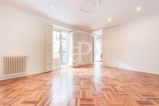 Rent Flat  Santa catalina. Piso en alquiler en calle santa catalina