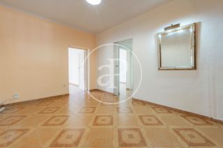 Etagenwohnung  C. de pablo luna. Piso en venta en castilla