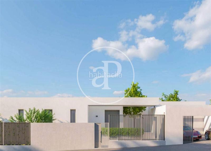Foto bd5a9d4f-114d-4d73-92c1-d11543daff7c. Casa 210m<sup>2</sup> con riscaldamento parcheggio piscina in Valdemarín Madrid
