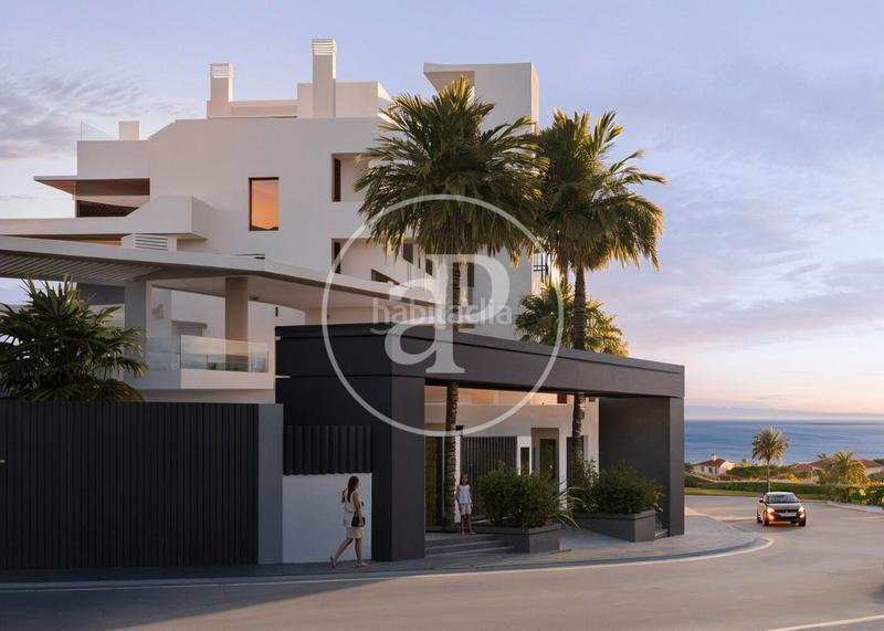 Foto f1a7832f-8585-4585-97d7-ffd0a4976d34. Piso 120m<sup>2</sup> en calle aralia 8 en El Faro de Calaburra - Chaparral Mijas