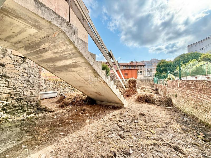 Foto 641b0638-35b3-41f8-92ff-d5cfd3fb7bde. Edifici a Centro Avilés