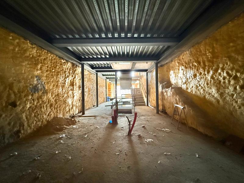 Foto aa2ceb56-c0e8-411e-8424-76ee70b49897. Edifici a Centro Avilés