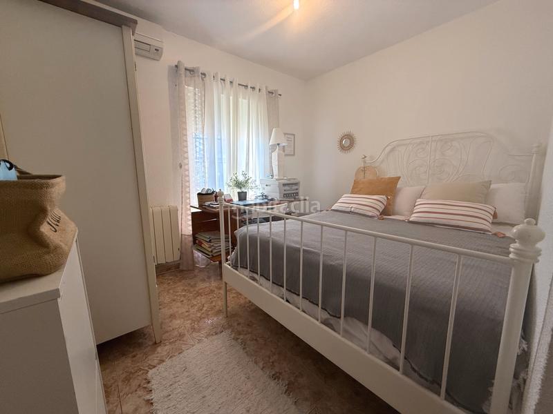 Foto f048bf9e-365d-4bee-9787-a5e2db7ada8c. Casa adosada chalet adosado a la venta en calle manzana en Meco