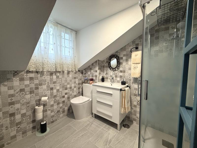 Foto 391f0d3e-5945-4ce4-a820-904679bcb2ba. Duplex avec chauffage dans Centro Azuqueca de Henares