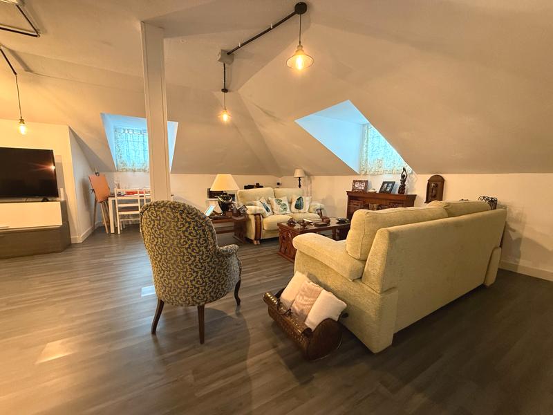 Foto bbbfcff6-3799-4fac-948f-ad1f3db1d82a. Duplex avec chauffage dans Centro Azuqueca de Henares